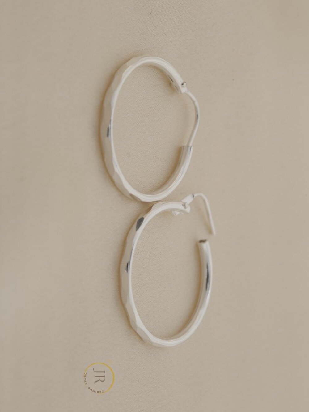925 Sterling Silver Diamond Cut Hoop Earrings 19 mm Huggie Hoops - Picture 5 of 7